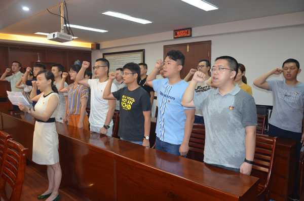 凝心聚力 薪火传承 市直机关工委举行新党员入党宣誓仪式