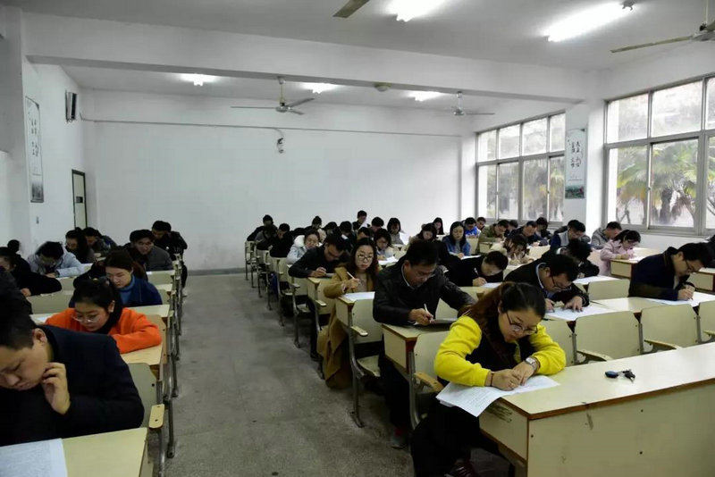 市直机关工委组织开展党的十九大知识测试