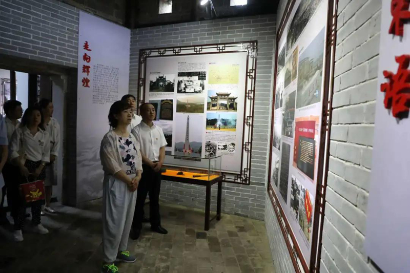 景德镇市直机关工委党总支联合国网景德镇供电公司党委开展“传承红色精神 坚守初心使命”主题党日活动