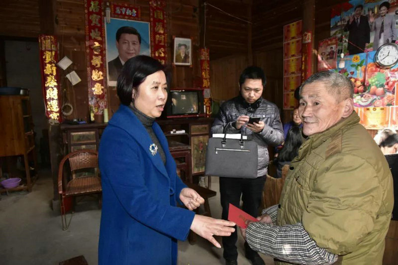 市直机关工委开展“强化政治担当 打造模范机关”主题党日活动