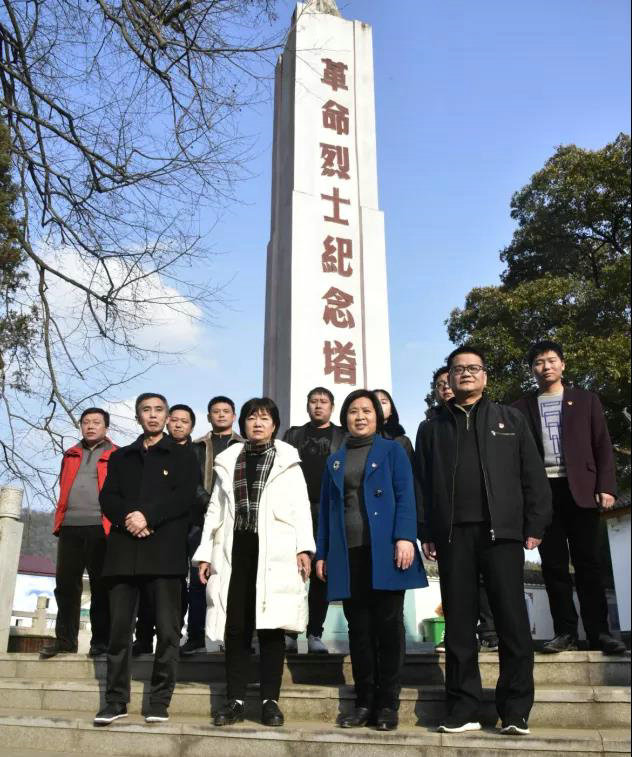 市直机关工委开展“强化政治担当 打造模范机关”主题党日活动