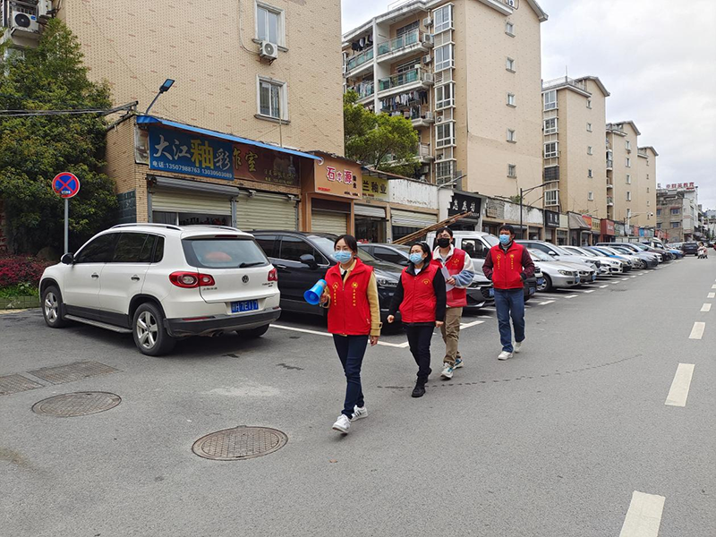 纪检监察干部防疫在行动