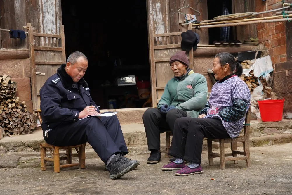 为了江豚和候鸟，