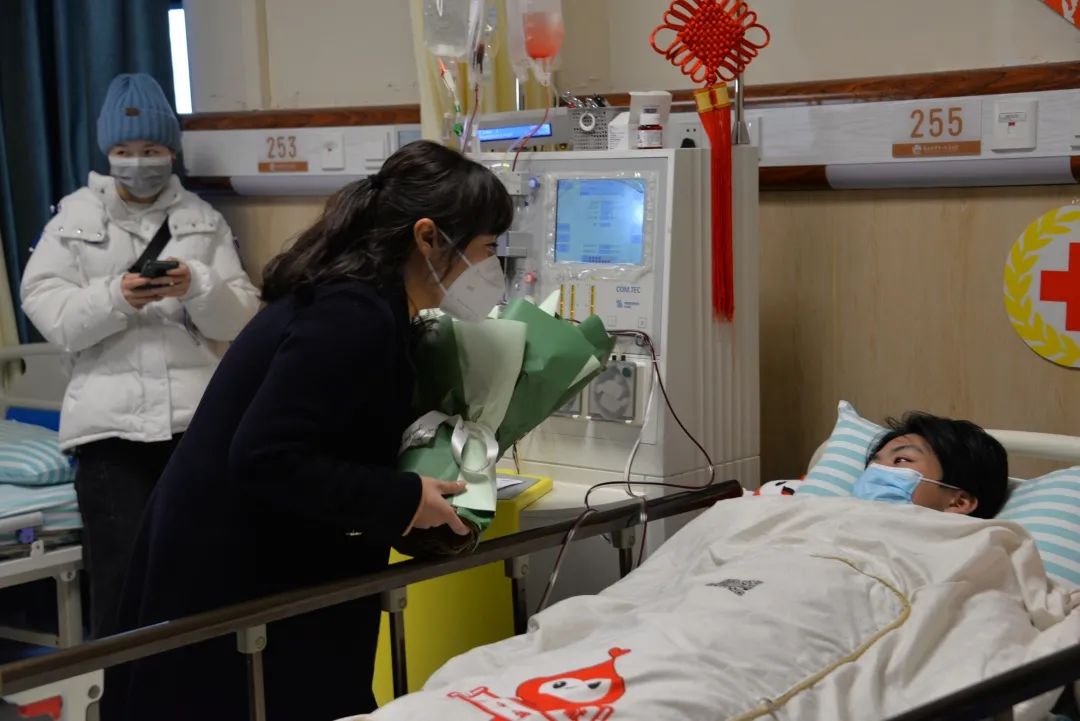 江西省大学生两度救助同一患者