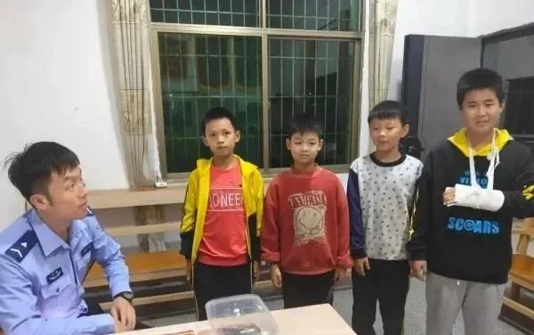 这4名同学，被点名表扬！