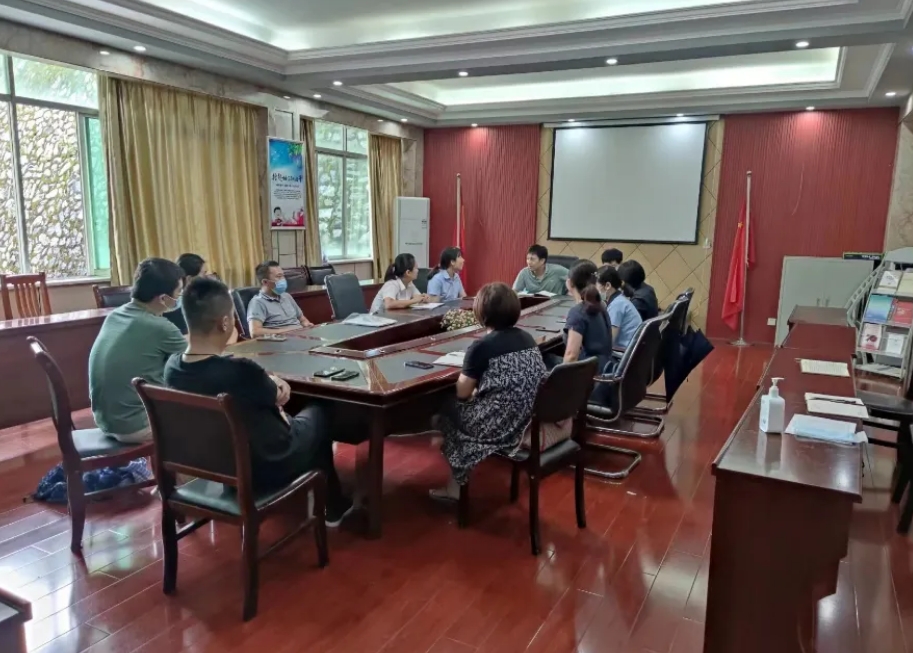 新时代赣鄱先锋丨江展波：“以法为盾，以情为桥”